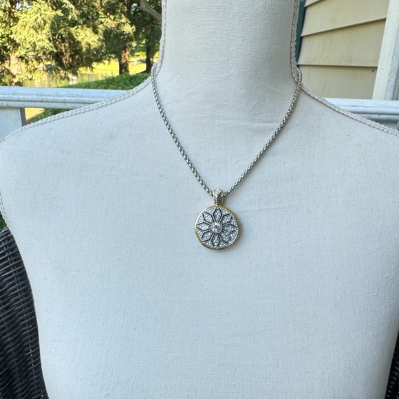 Golden girls statement Necklace, Minimalist Golden Hypoallergenic… - Picture 4 of 15